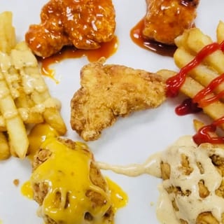 12 Pcs Boneless Wings & Fries