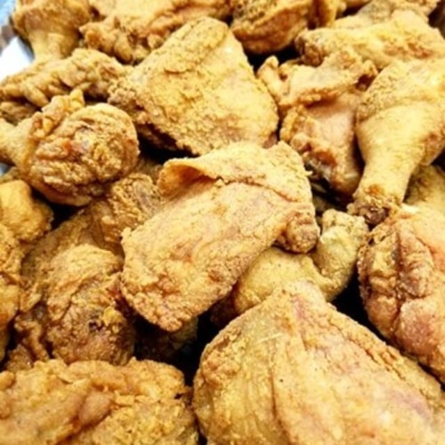 25 Pcs Mixed Legs, Thighs, & Wings (with Fries).