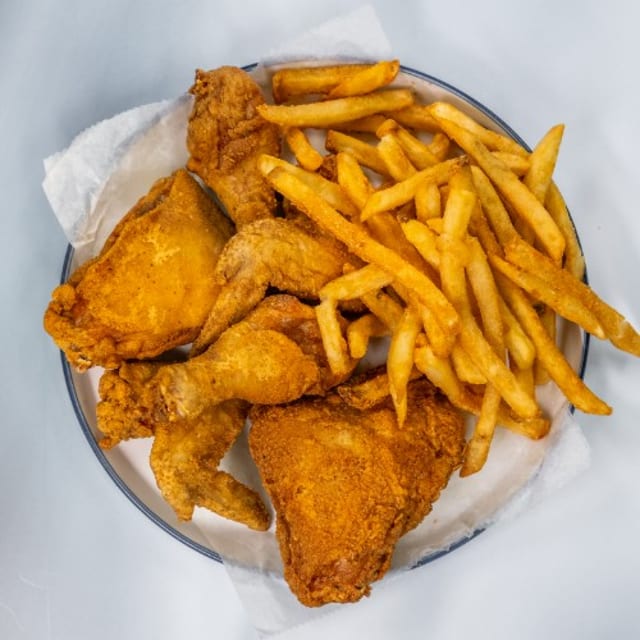 6 Pcs Chicken Mix (Legs, Thighs, & Wings) & Fries.
